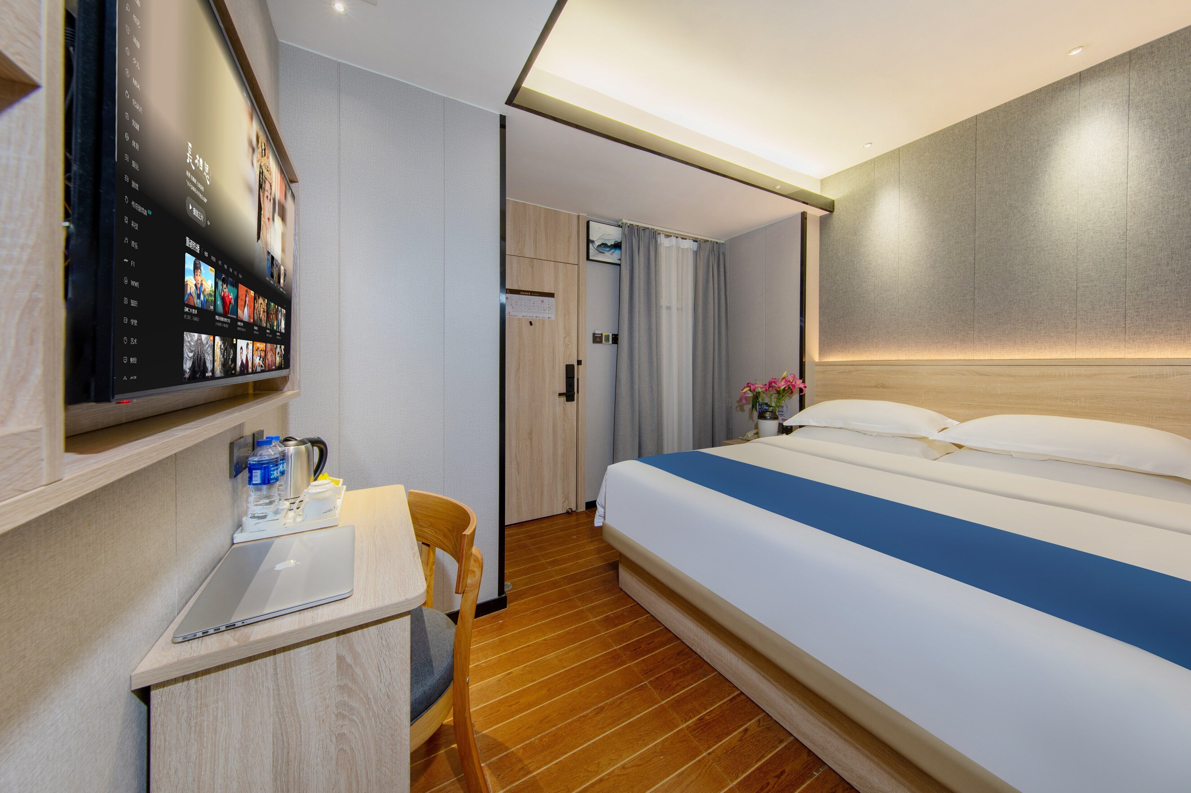 Habitación estándar doble | Espacio para trabajar con un portátil y wifi gratis