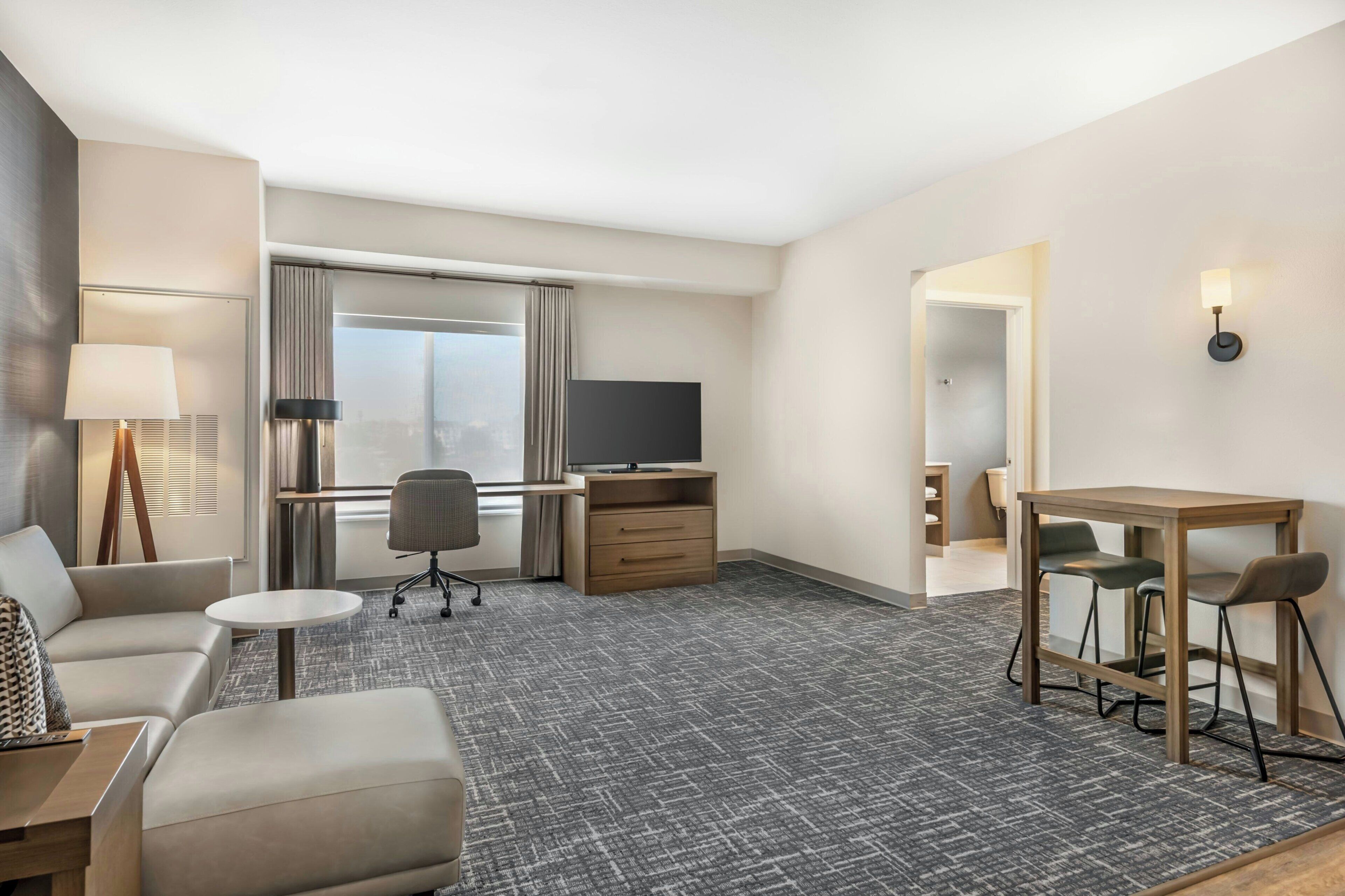 Lakosztály, 1 king (extra méretű) franciaágy