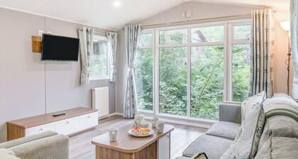 Gold Premium 3, Slps 8, parking