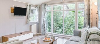 Gold Premium 3, Slps 8, parking