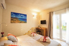 3 Schlafzimmer, Zimmersafe, Bügeleisen/Bügelbrett, Reisekinderbett