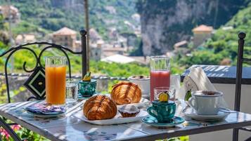 Casa, 2 camere da letto, aria condizionata, vista valle | Ristorazione all'aperto