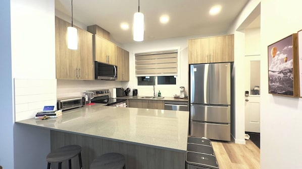 House, 3 Bedrooms, Smoking, City View | Interior - 3BR Family House in NE Edmonton (Edmonton)