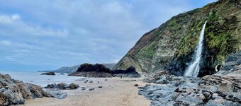 Luxurious family home with large garden and short walk  to Tresaith beach.