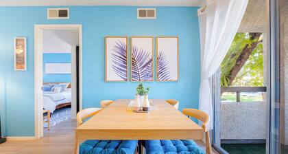 Designer Resort Style - 1 King Bed Apartment, Pool, Gym in beautiful Gilbert AZ