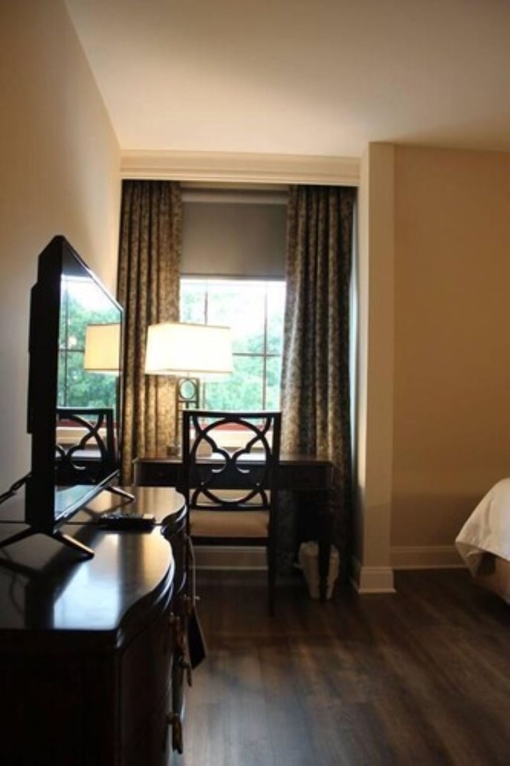 熨斗/熨衣板、WiFi、床单