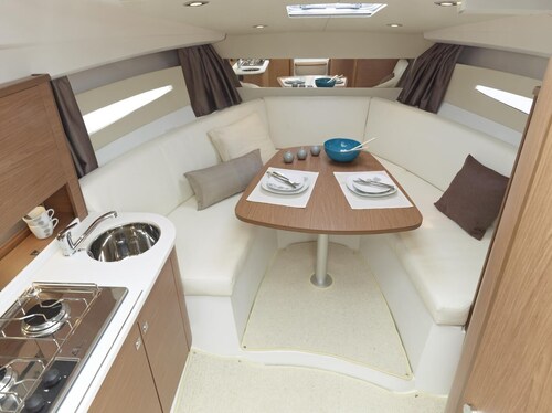 Nuit insolite à bord d'un bateau Port de La Figueirette