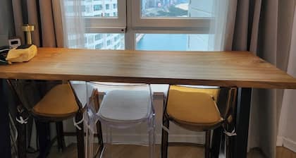 Seaview & City Lights Retreat, Marine City