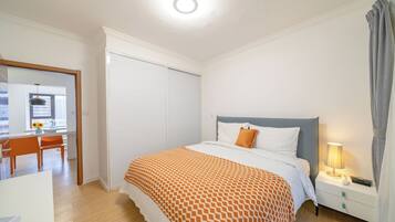 Superior Double Room, 1 Queen Bed, Non Smoking, City View | Free WiFi