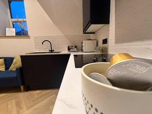 Interior - Stylish Flat near Cardiff central (Cardiff)