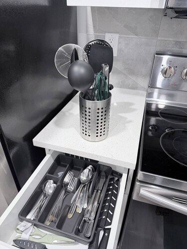 Charming Family-friendly House Rental in Edmonton