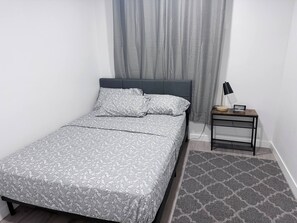 House, 1 Bedroom, Patio | 1 bedroom - Charming Family-friendly House Rental in Edmonton (Edmonton)