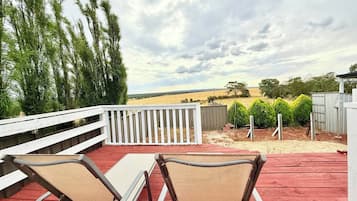 Casa, 3 habitaciones, para fumadores, balcón | Terraza o patio