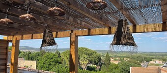 Charming house in the heart of the Parc du Languedoc.sea and river nearby