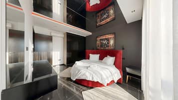 Soundproofing, free WiFi