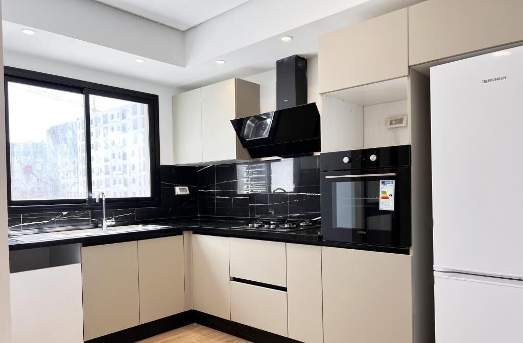 Deluxe tweepersoonskamer, balkon, uitzicht op stad | Privékeuken