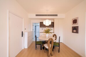 Dining - Tyms 3BR 2BA Apt  Gubei Fully Furnished (Shanghai)