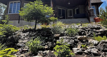 Brick House | WATERFRONT | 4 BDR | Tobermory