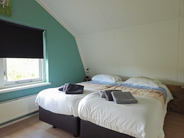 3 habitaciones y muebles diferentes