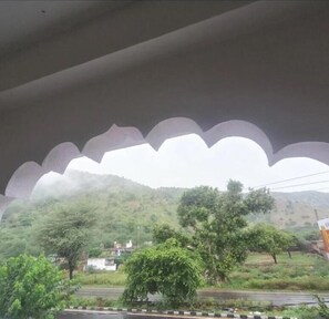 Standard-Doppelzimmer, Bergblick | Blick von der Unterkunft