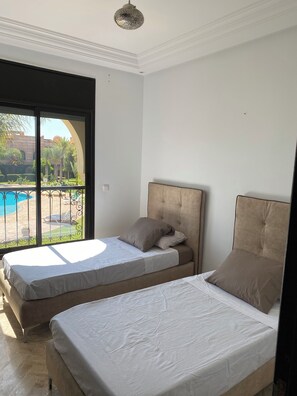 Iron/ironing board, WiFi, bed sheets - Balqis' haven of peace (Marrakech)