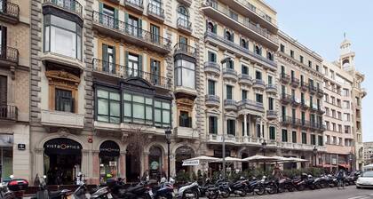 Belvilla by OYO Catalunya Palace Apartment