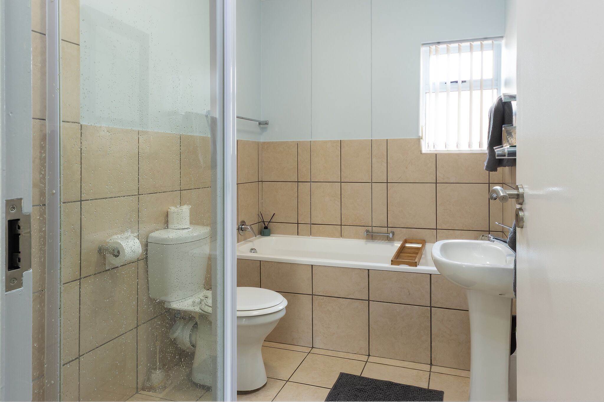 Family Apartment, Patio, Garden View | Bathroom