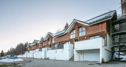 Mountain Home With Heated Pool & Hot Tub