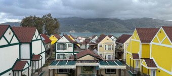 2-Bedroom Air-Conditioned Villa in Livadi, Near Lixouri