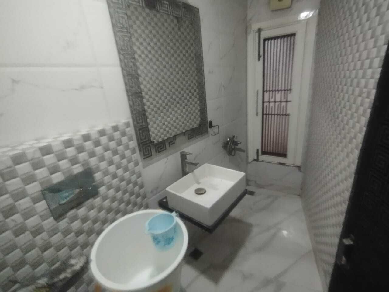 Asciugacapelli, asciugamani, sapone