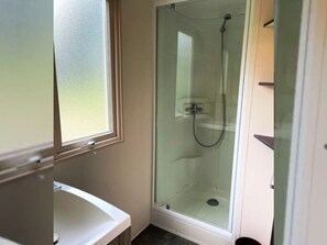 Bathroom - Cozy mobile home with terrace for 4 pers. (Sartène)