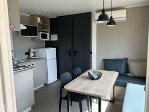 Interior - Mobile Home with Terrace, Ideal for 4 (Arvert)