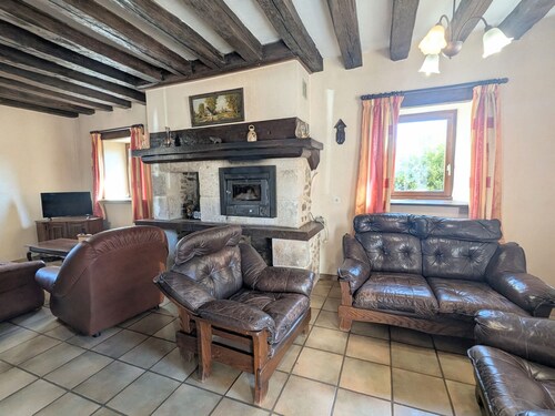 Countryside home near Châteauroux, family-friendly