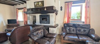 Countryside home near Châteauroux, family-friendly