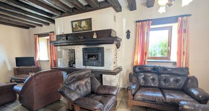 Countryside home near Châteauroux, family-friendly