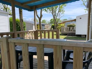 Terrace/patio - Cozy Mobile Home for 2, Terrace (Arvert)