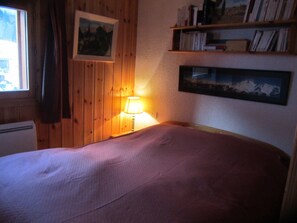 Room - Cozy 3-room apartment with terrace, pets allowed (Les Contamines-Montjoie)