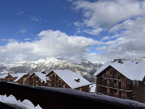 Appartement pieds des pistes, Wifi inclus, sauna, 5 couchages
