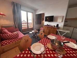 Interior - Apartment at slopes, Wifi included, sauna, 5 sleeps (Risoul)