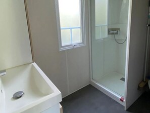 Bathroom - Mobile Home 2 pers in Angicourt (Angicourt)