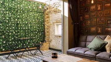 Apartamento (One-Bedroom Standard Apartment) | Wi-Fi de cortesia, roupa de cama