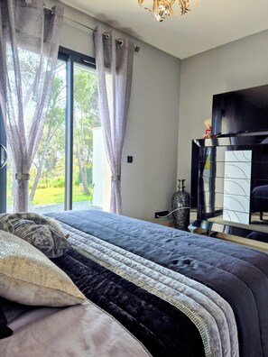3 Schlafzimmer, Bügeleisen/Bügelbrett, WLAN, Bettwäsche