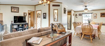 Hike, Fish & Unwind: Mtn-view Gem in Cedaredge!