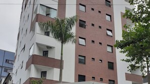 Exterior - New studio apartment in Vila Nova with parking space, 2 rooms, next to Ibirapuera/Faria Lima. (São Paulo)