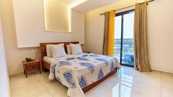 Luxury Penthouse, Balcony, City View | Free WiFi