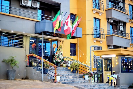 Exterior detail. Helena Home - Kribi