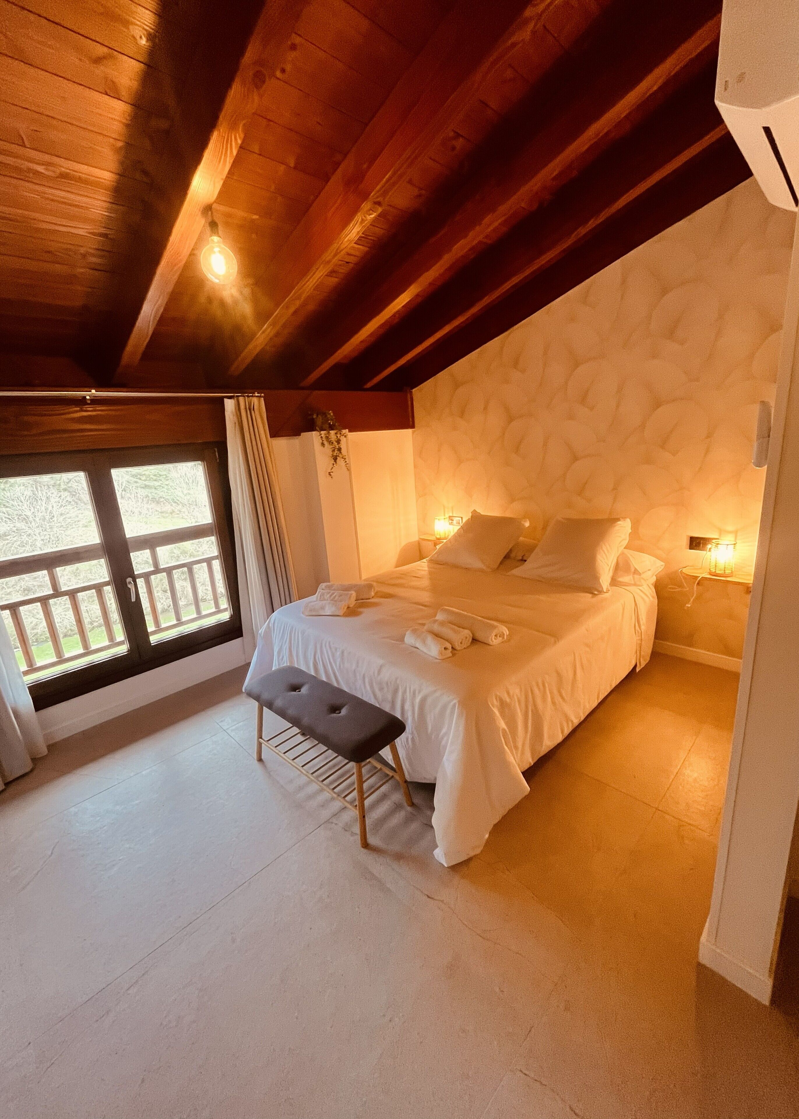 Edredones de plumas, colchones Select Comfort, escritorio