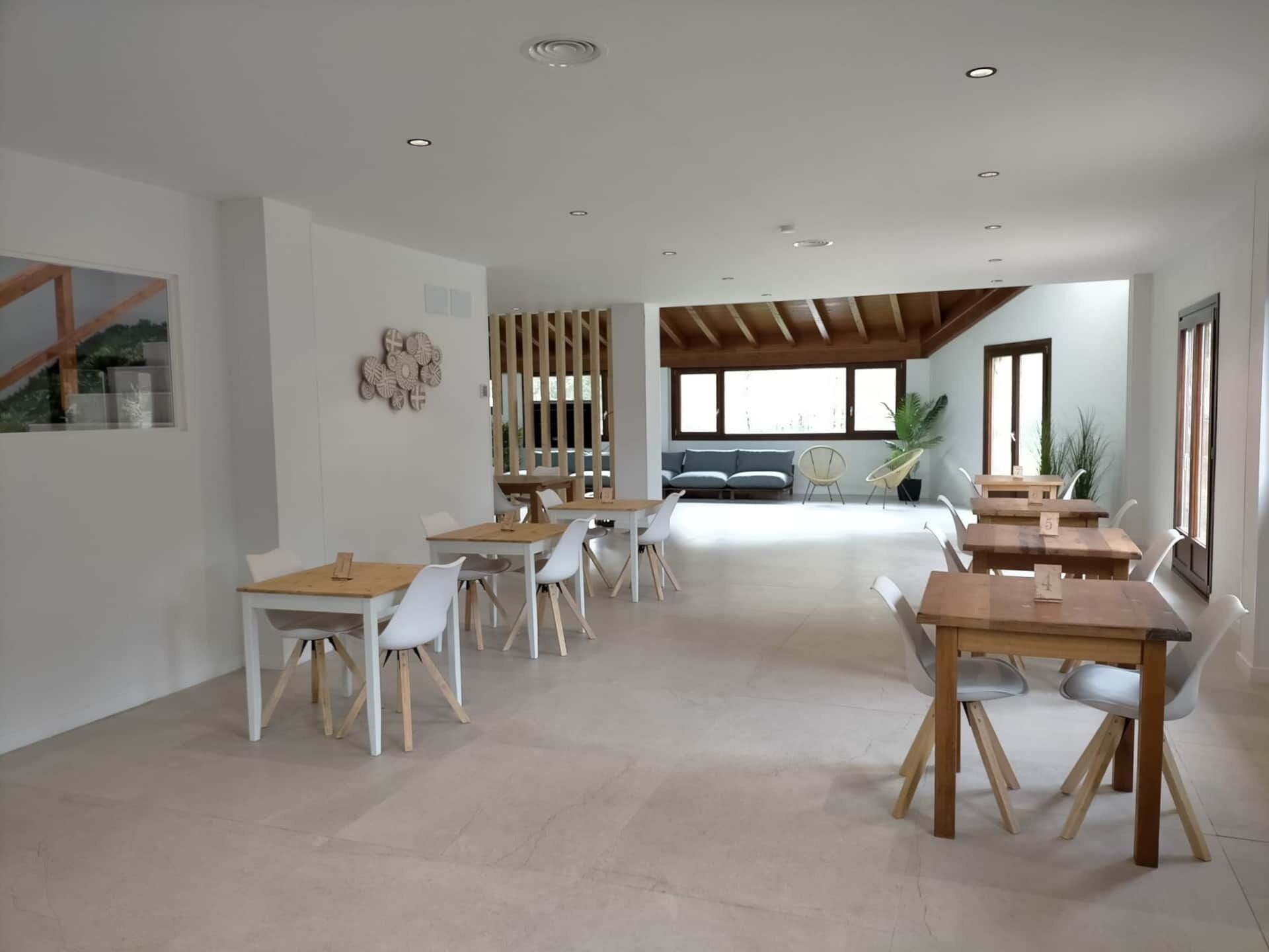 Double Room, Garden View | Tempat makan