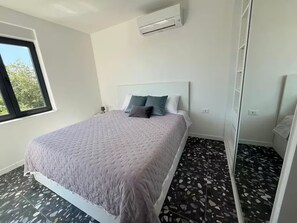 Iron/ironing board, WiFi, bed sheets - Amazing Villa fjaka Split Kastela w Heated Pool (Kaštel Sućurac)
