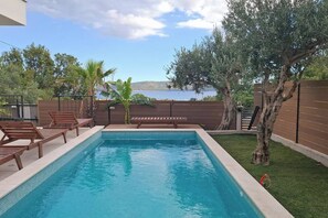 Pool - Amazing Villa fjaka Split Kastela w Heated Pool (Kaštel Sućurac)